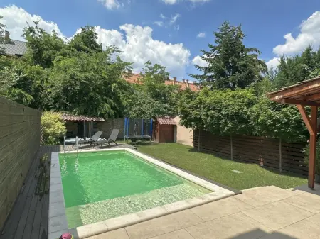 Eladó sorház, Budapest, XIV. kerület 6 szoba 168 m² 249.99 M Ft
