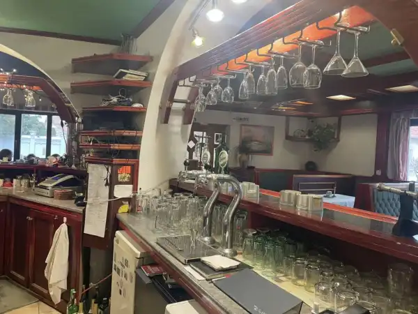 Eladó vendéglátás, Cegléd 9 szoba 400 m² 149.99 M Ft